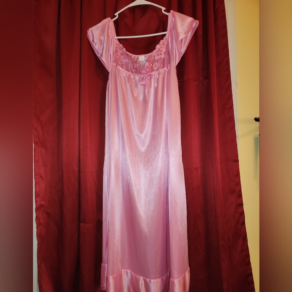 Nightgown